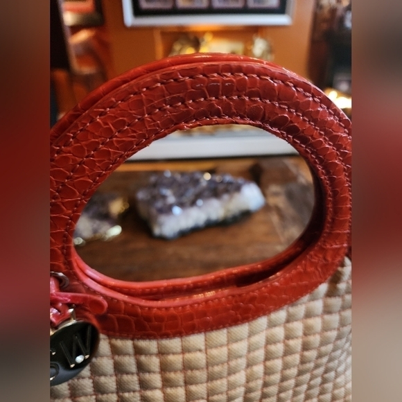 STUART WEITZMAN quilted tote with orange patent leather accents & gold hardware - Picture 16 of 16